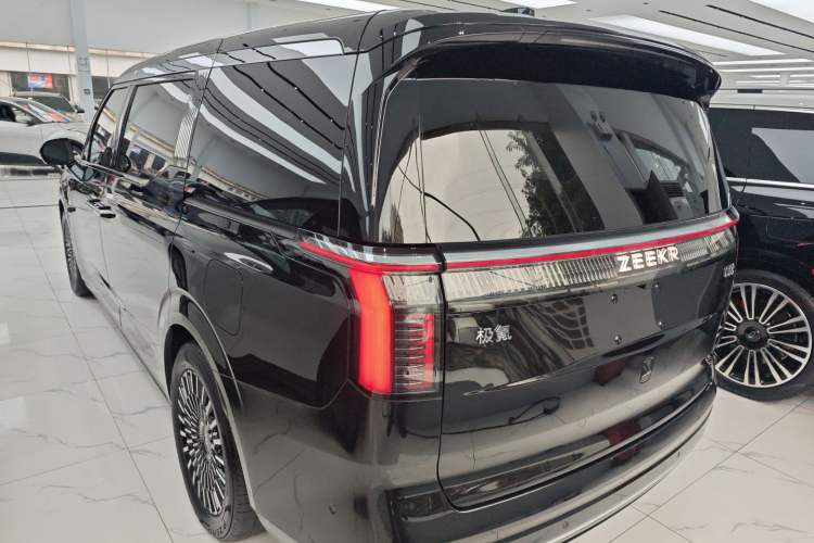 Used Zeekr 009 2022 WE Edition Rear Left 45 Deg