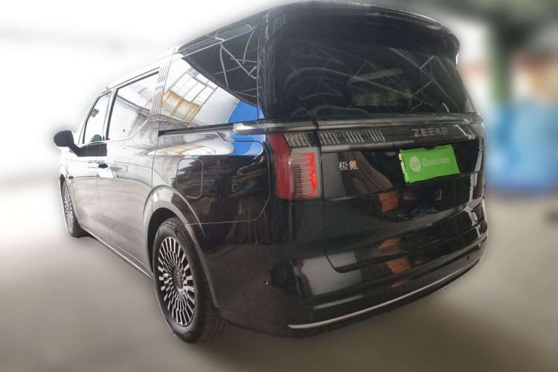 Used Zeekr 009 2022 WE Edition Rear Left 45 Deg
