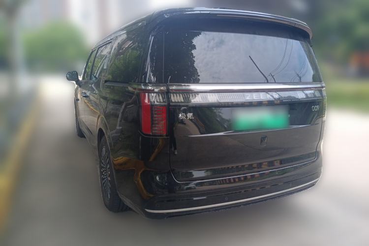 Used Zeekr 009 2022 WE Edition Rear Left 45 Deg