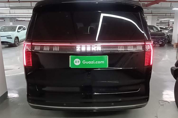 Used Zeekr 009 2022 WE Edition Rear