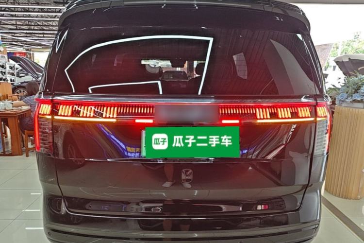 Used Zeekr 009 2022 WE Edition Rear
