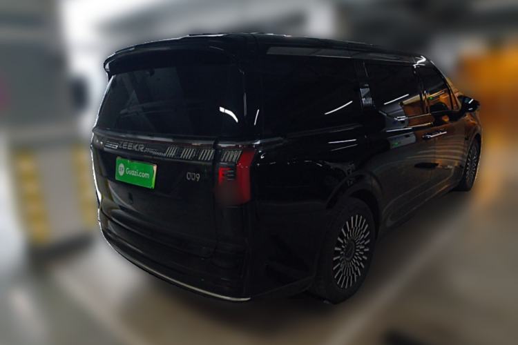 Used Zeekr 009 2022 WE Edition Rear Right 45 Deg
