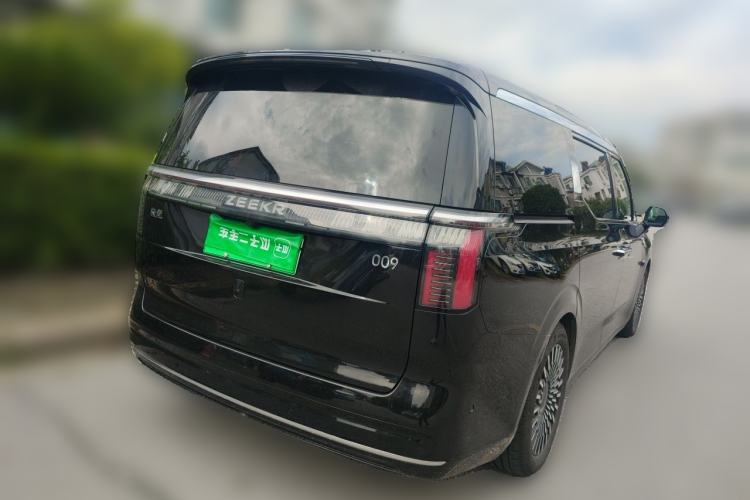 Used Zeekr 009 2022 WE Edition Rear Right 45 Deg