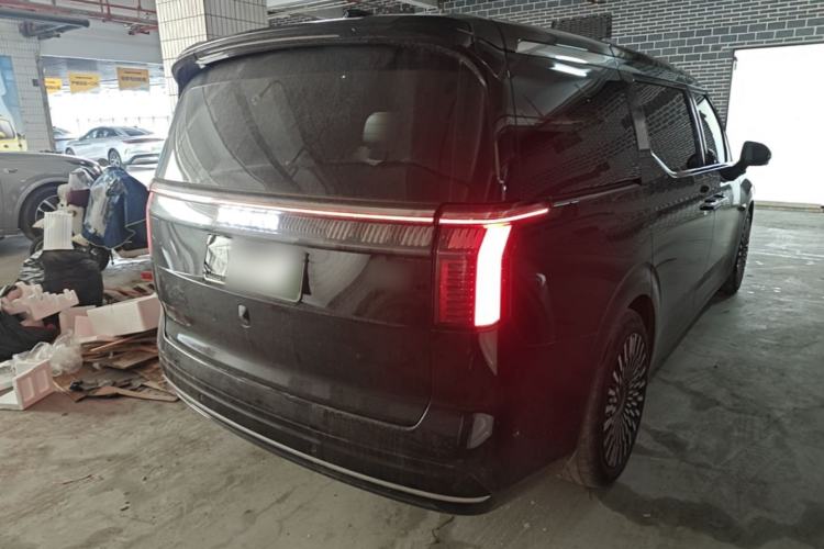 Used Zeekr 009 2022 WE Edition Rear Right 45 Deg