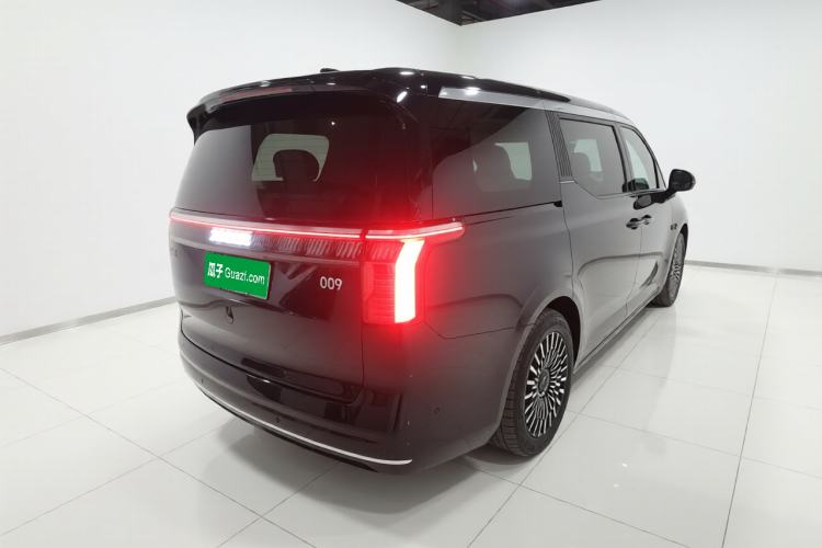Used Zeekr 009 2022 WE Edition Rear Right 45 Deg