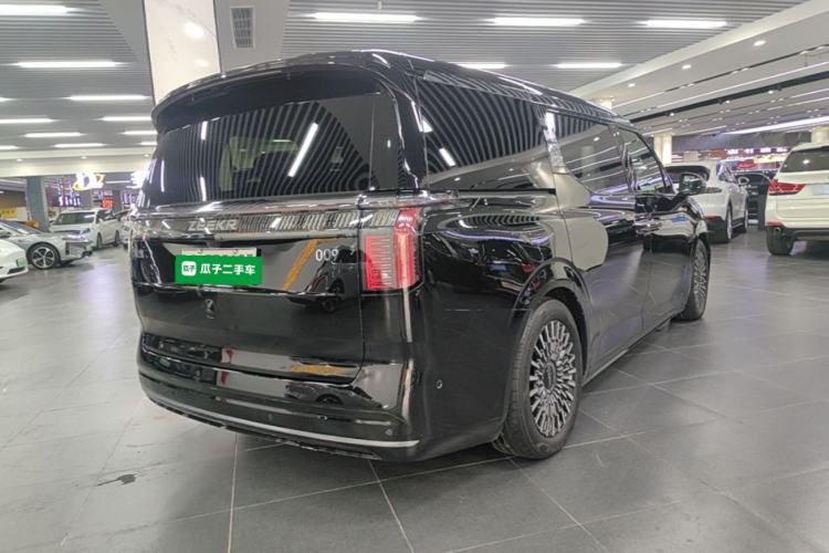 Used Zeekr 009 2022 WE Edition Rear Right 45 Deg