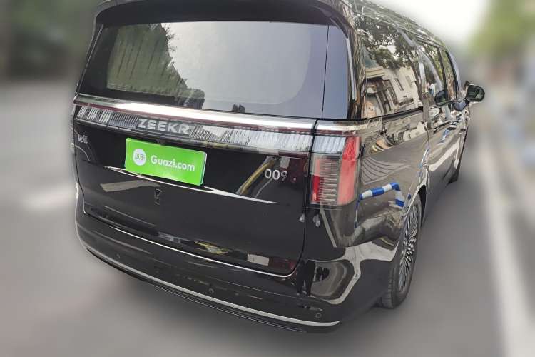 Used Zeekr 009 2022 WE Edition Rear Right 45 Deg