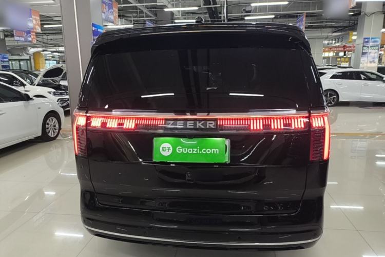 Used Zeekr 009 2022 WE Edition Rear