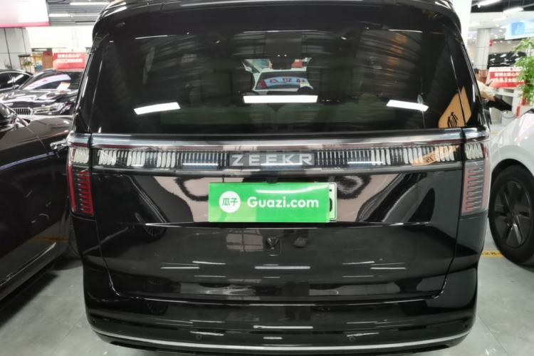 Used Zeekr 009 2022 WE Edition Rear