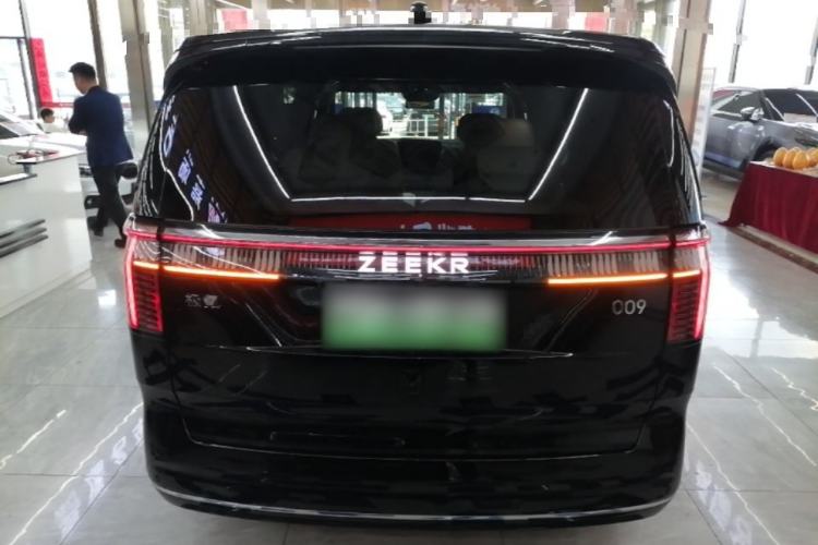 Used Zeekr 009 2022 Revised Model ME Edition Rear