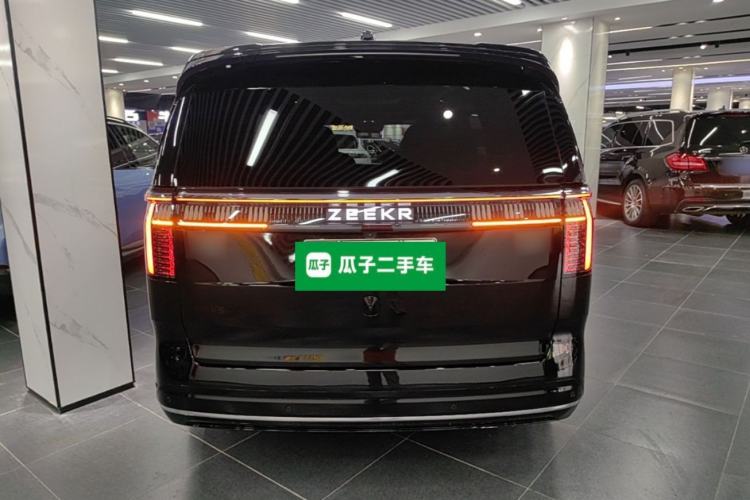 Used Zeekr 009 2022 WE Edition Rear