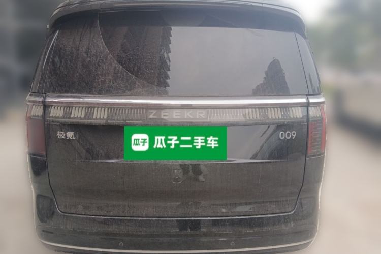 Used Zeekr 009 2022 WE Edition Rear