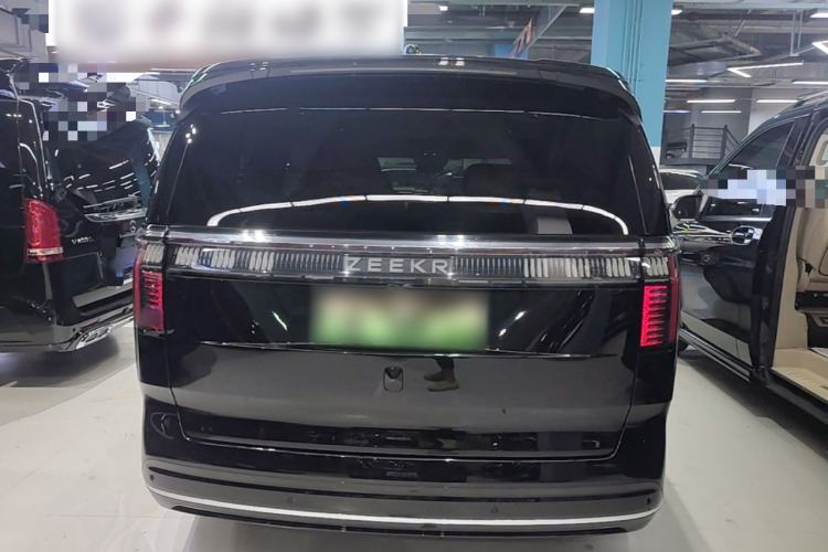 Used Zeekr 009 2022 ME Edition Rear