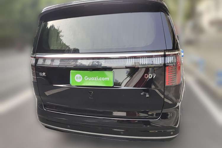 Used Zeekr 009 2022 WE Edition Rear