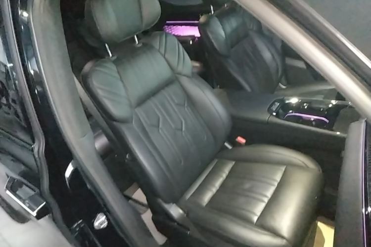 Used Zeekr 009 2022 Revised WE Version Right Front Seat