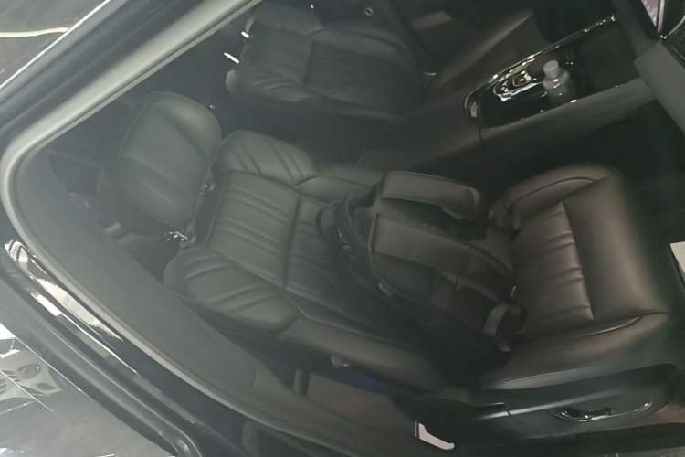 Used Zeekr 009 2022 ME Edition Right Front Seat
