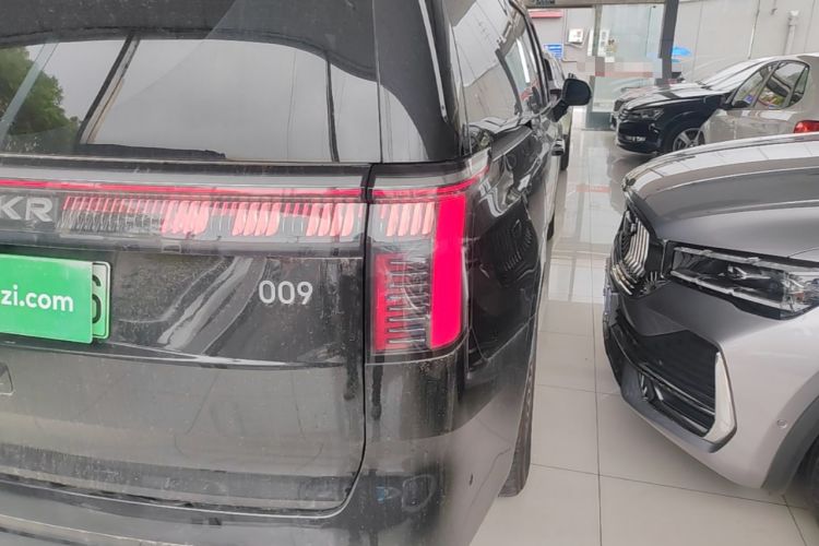 Used Zeekr 009 2022 WE Edition Right Rear Taillight