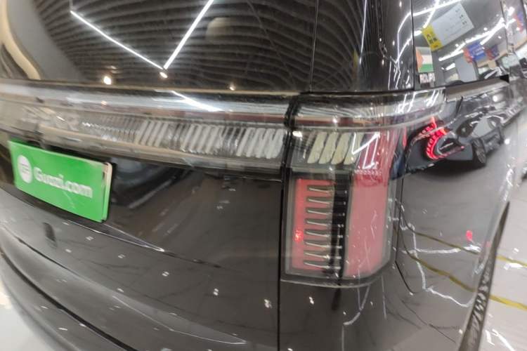 Used Zeekr 009 2022 WE Edition Right Rear Taillight