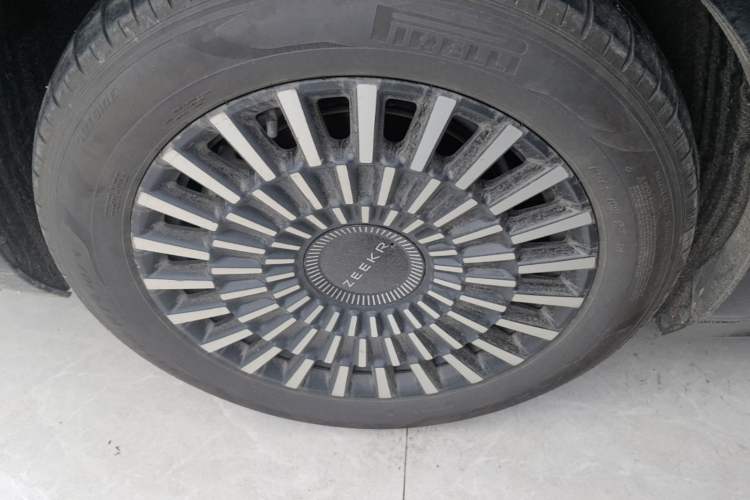 Used Zeekr 009 2022 WE Edition Right Rear Wheel Hub