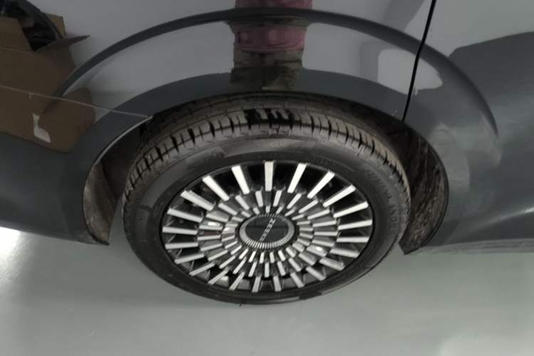 Used Zeekr 009 2022 Revised WE Version Right Rear Wheel Hub