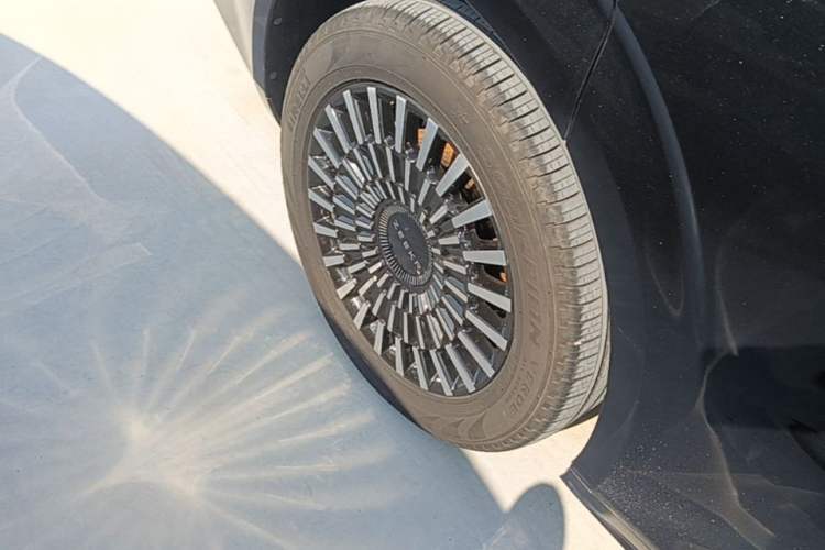 Used Zeekr 009 2022 ME Edition Right Rear Wheel Hub