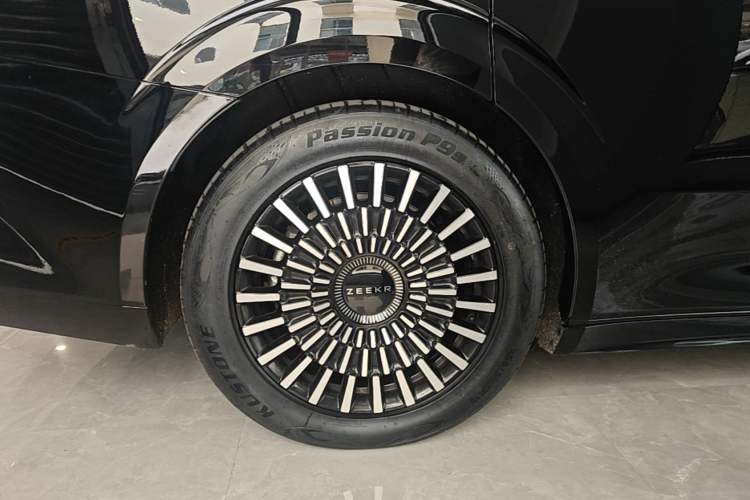 Used Zeekr 009 2022 ME Edition Right Rear Wheel Hub