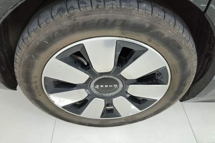 Used Zeekr 009 2022 ME Edition Right Rear Wheel Hub