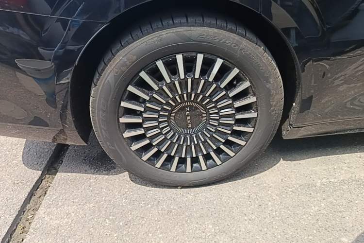 Used Zeekr 009 2022 WE Edition Right Rear Wheel Hub