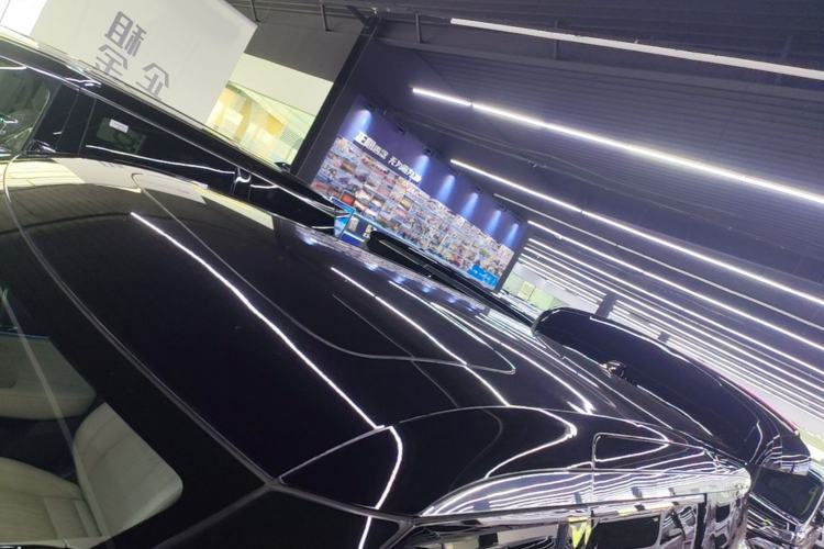 Used Zeekr 009 2022 WE Edition Roof