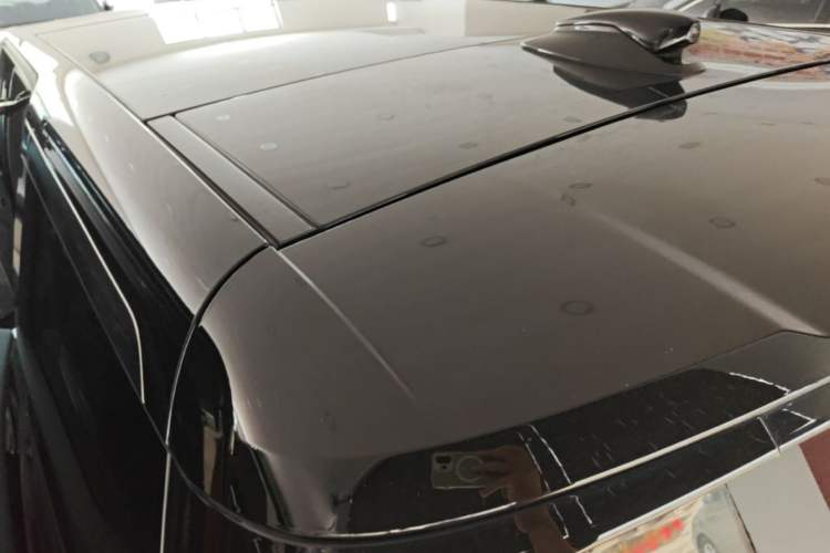 Used Zeekr 009 2022 WE Edition Roof