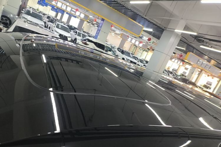 Used Zeekr 009 2022 WE Edition Roof