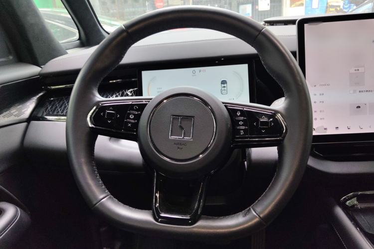 Used Zeekr 009 2022 WE Edition Steering Wheel