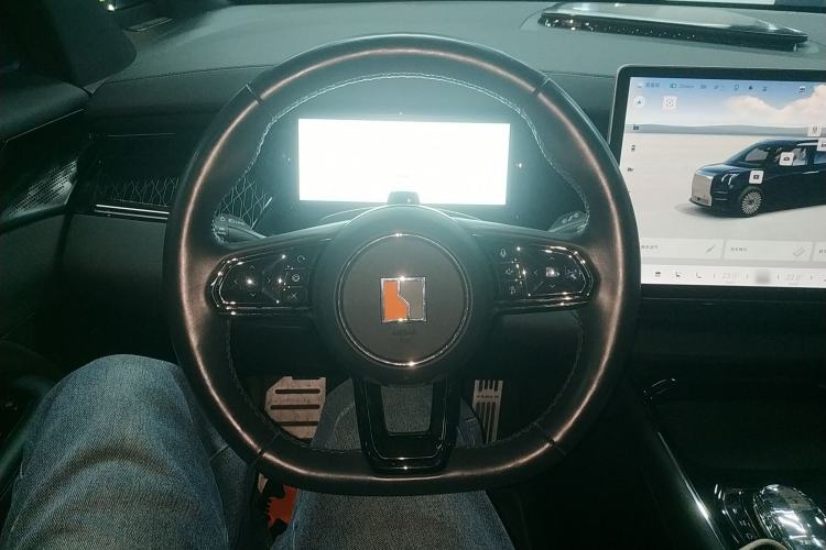Used Zeekr 009 2022 Revised WE Version Steering Wheel
