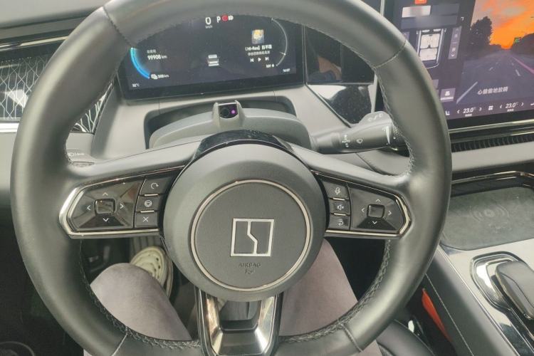 Used Zeekr 009 2022 WE Edition Steering Wheel