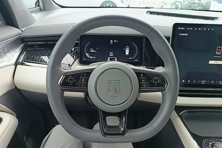 Used Zeekr 009 2022 WE Edition Steering Wheel