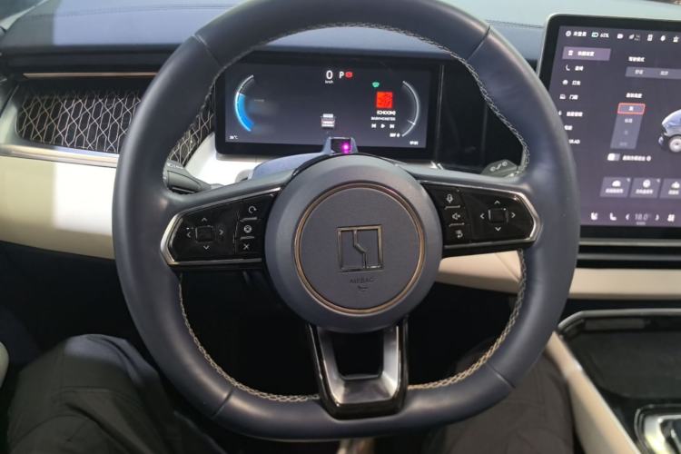 Used Zeekr 009 2022 Revised WE Version Steering Wheel