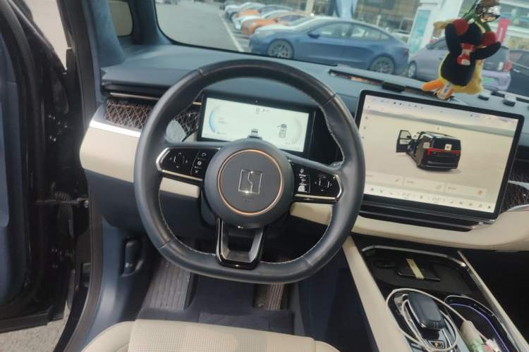 Used Zeekr 009 2022 WE Edition Steering Wheel