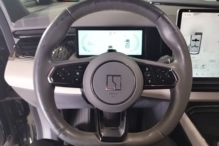 Used Zeekr 009 2022 WE Edition Steering Wheel