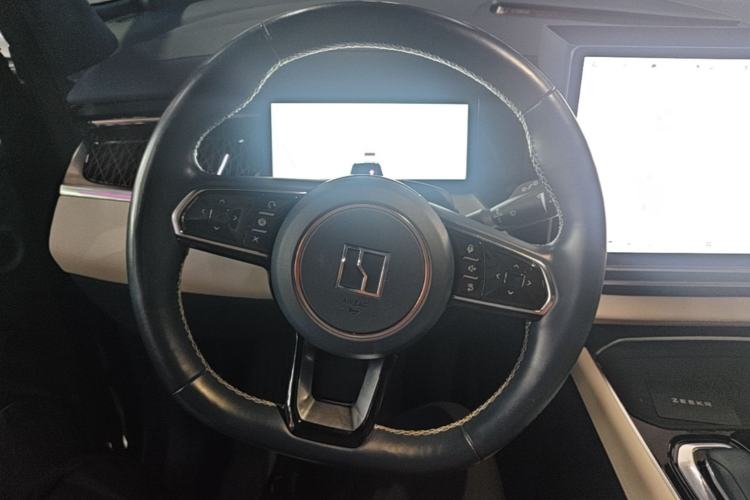 Used Zeekr 009 2022 WE Edition Steering Wheel
