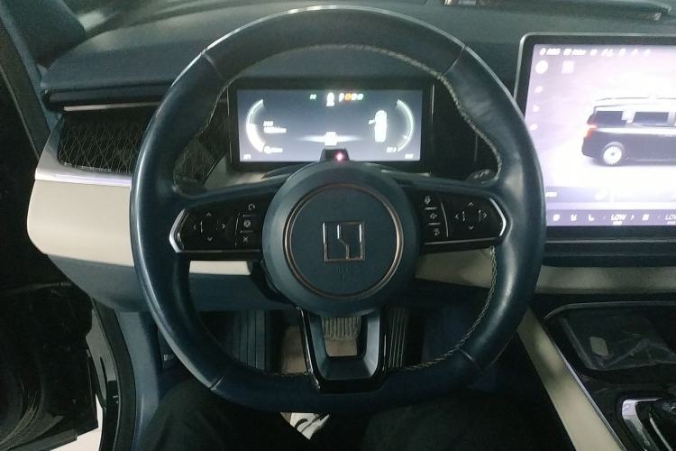 Used Zeekr 009 2022 WE Edition Steering Wheel