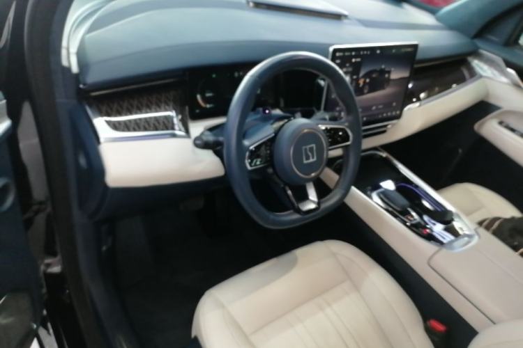 Used Zeekr 009 2022 Revised Model ME Edition Steering Wheel