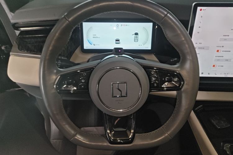 Used Zeekr 009 2022 WE Edition Steering Wheel