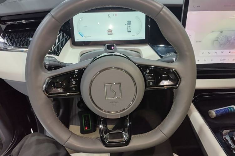 Used Zeekr 009 2022 ME Edition Steering Wheel
