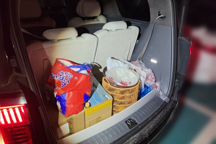 Used Zeekr 009 2022 WE Edition Trunk