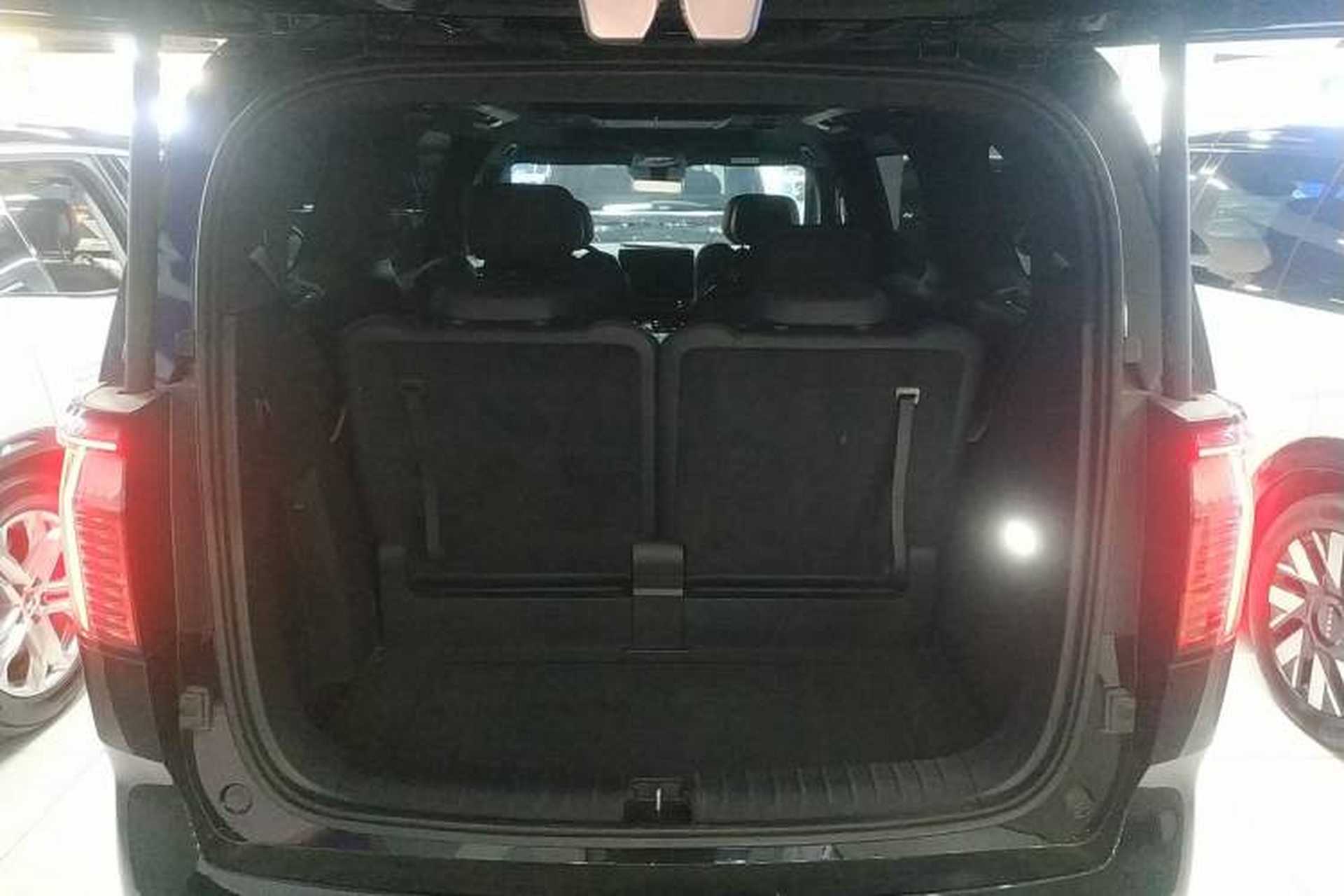 Used Zeekr 009 2022 Revised WE Version Trunk