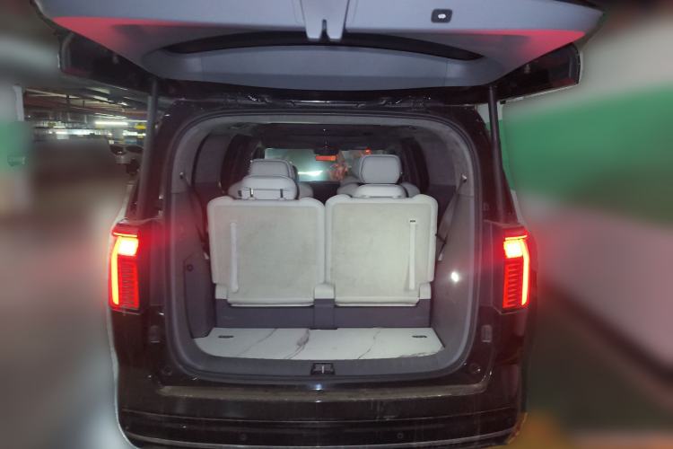 Used Zeekr 009 2022 Revised Model ME Edition Trunk
