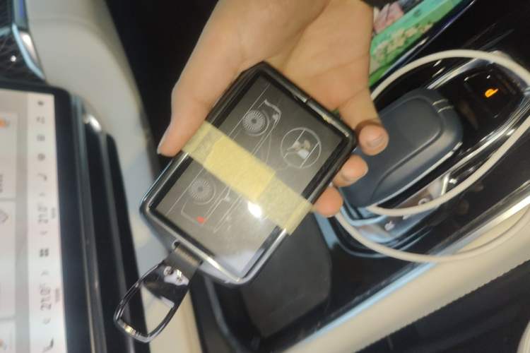 Used Zeekr 009 2022 WE Edition Vehicle Key