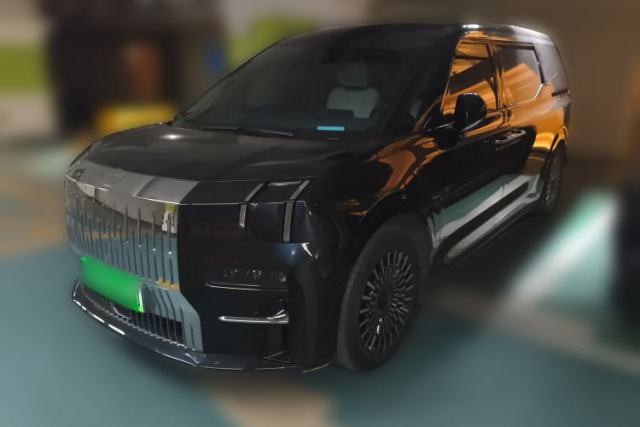 Used Zeekr 009 2022 WE Edition