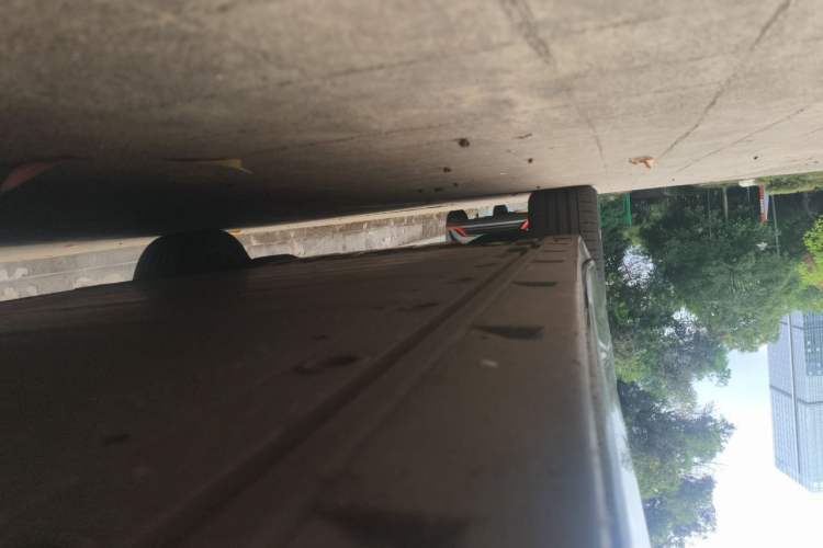 Used Zeekr 009 2022 WE Edition Chassis Front Right