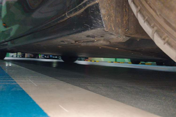 Used Zeekr 009 2022 WE Edition Chassis Front Right
